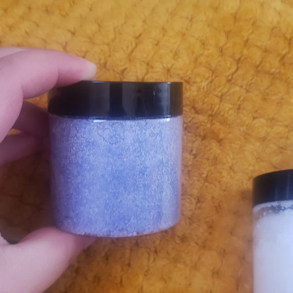 New summer collection body scrub in sents violet jasmine and gardenia - Picture 3 of 4